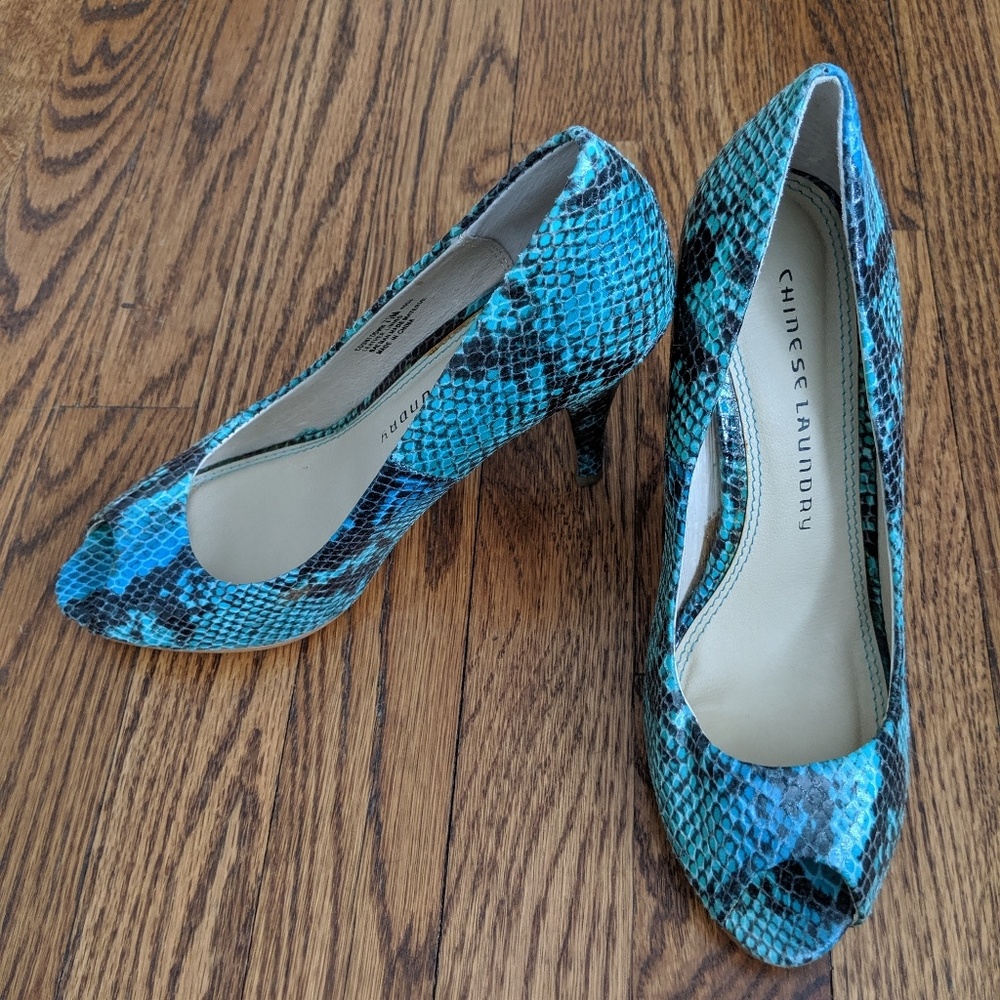 Chinese laundry peep toe heels